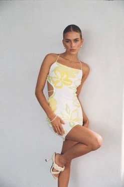 SAMPLE-Lola Dress -Sabo Shop e9f3d440 3a93 49fc 8d2e 0e757143cf1b 558e357a c911 411c 9575 a7efe486225c