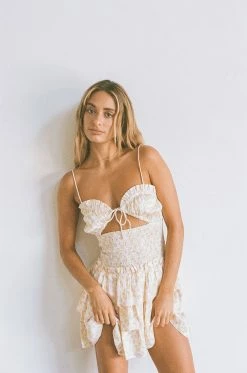 Londyn Dress -Sabo Shop f4bb9e25 8c90 407d 9396 3724c3b5b81c