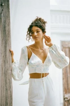 Silky Sakari Top -Sabo Shop f68fdda4 a4d9 43e9 a689 ef0728121554