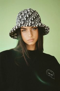 Luxor Sweater -Sabo Shop f6c06716 4536 497b 891c 876a69bafc61