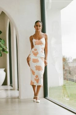 Avani Midi Dress 18 Avani Midi Dress -Sabo Shop f9e489f8 3b7a 455d a59a 6456216f75ad