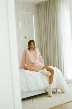 Avenue Crew Sweater -Sabo Shop fd508ba0 3e2c 4579 bbb7 2054023a21e8