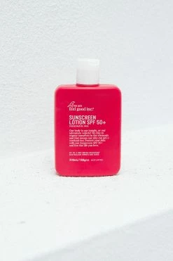 Signature Sunscreen 50+ 200ml -Sabo Shop swimwear signature sunscreen 50 200ml 2